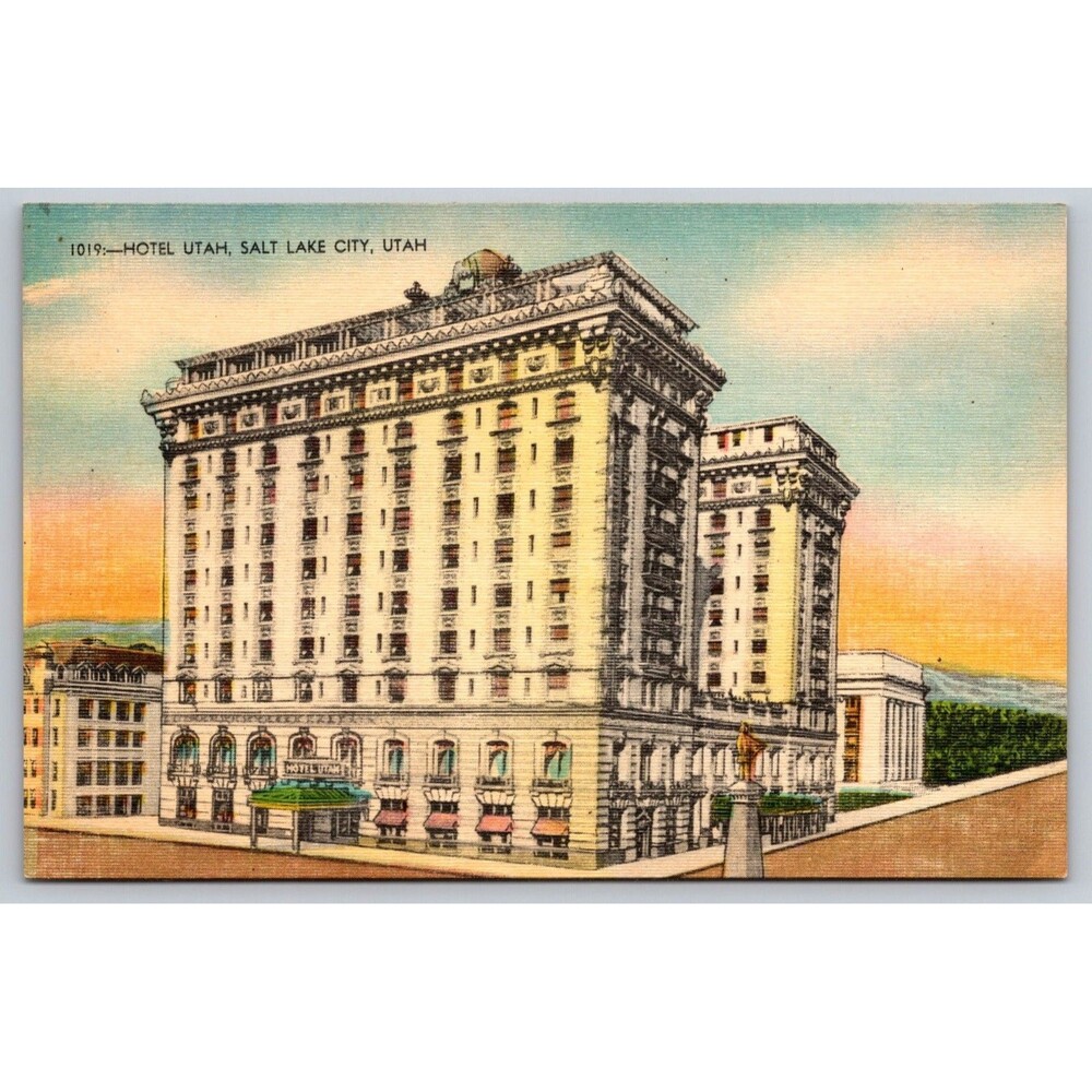 Vintage Linen Postcard Hotel Utah Salt Lake City UT Deseret Book Co #1019 Unused